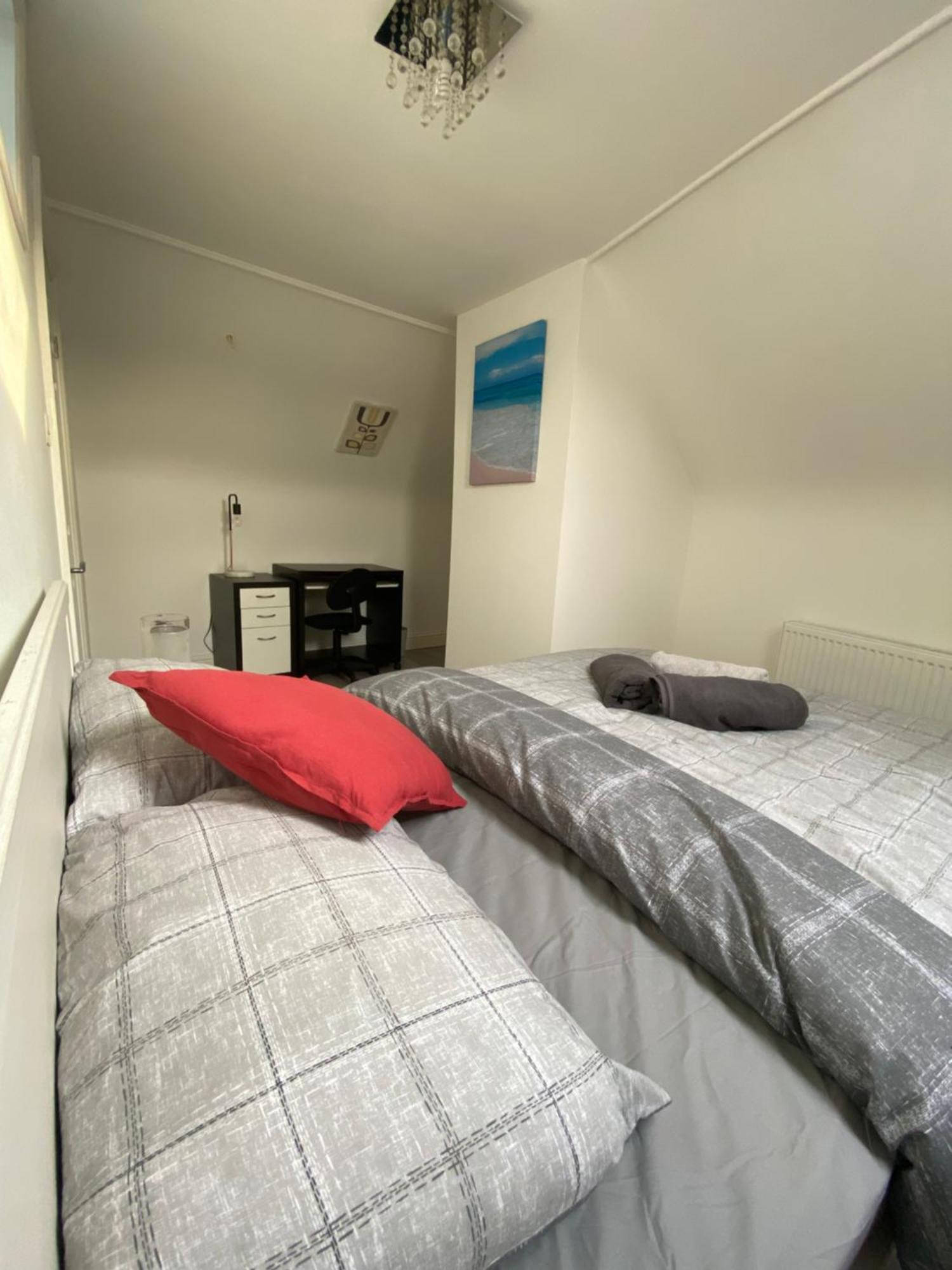 Eejs Modern London 3 Bed Flat Near Crystal Palace Stadium - Great Transport Links Norwood Exterior foto