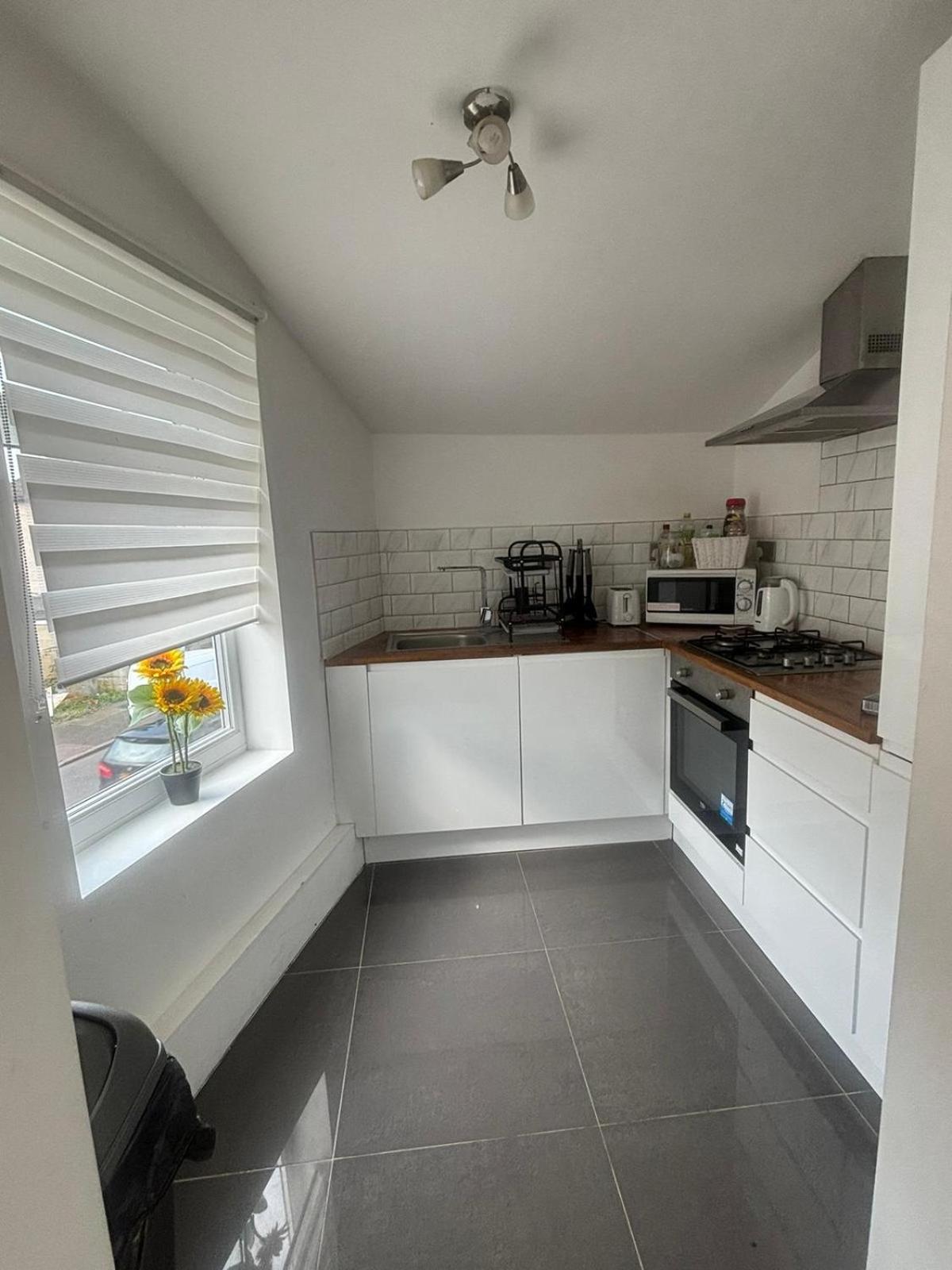 Eejs Modern London 3 Bed Flat Near Crystal Palace Stadium - Great Transport Links Norwood Exterior foto